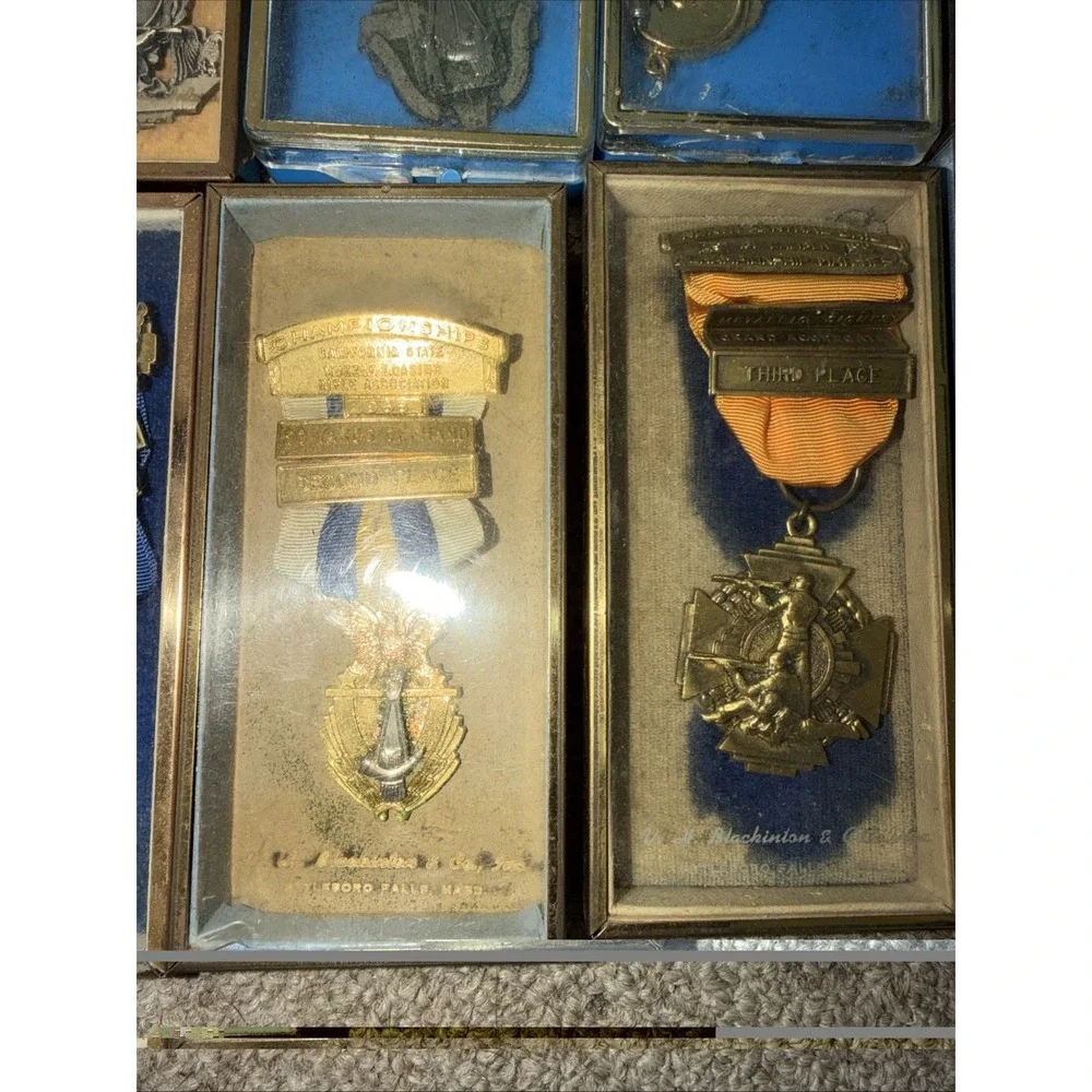 Lot of (17) Vintage Blackinton Rifle & Pistol Shooting Medals – Marksman‎ Awards